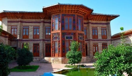 آشنایی با عمارت فاضلی ساریتاریخچه عمارت فاضلیدیدنی های عمارت فاضلیعلت پیشنهاد بازدید از عمارت فاضلی ساری :فصل مناسب برای بازدید از عمارت فاضلی ساری چه زمانی است؟چگونه به عمارت فاضلی ساری برویم؟